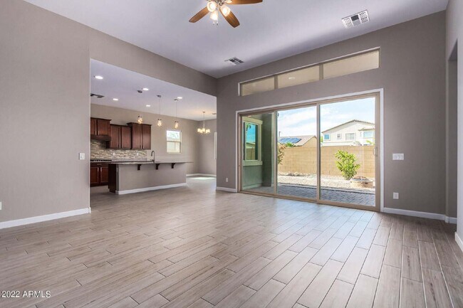 Building Photo - 13784 W Sarano Terrace