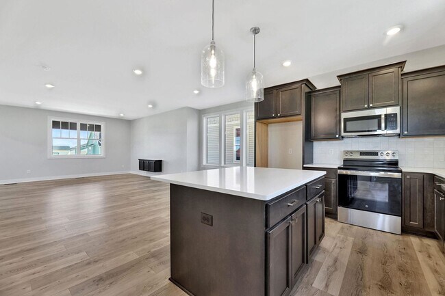 Building Photo - Spacious 3-Bed Home in Maize Schools – Roo...