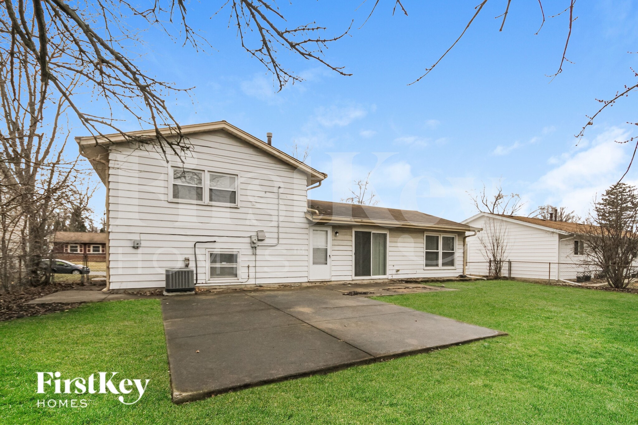 Building Photo - 17621 Grandview Dr