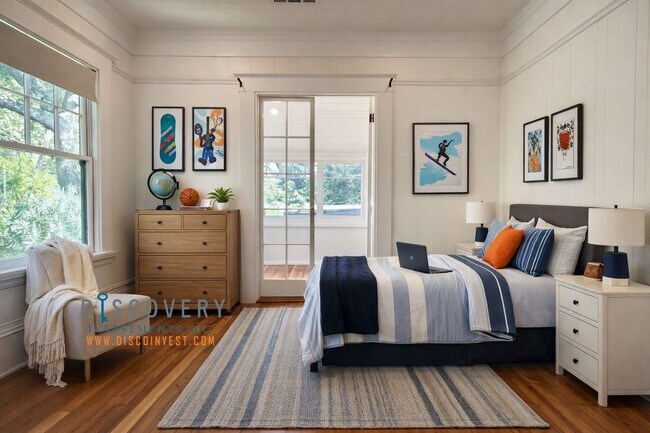 Building Photo - Panoramic Hill Estate with Sweeping Views