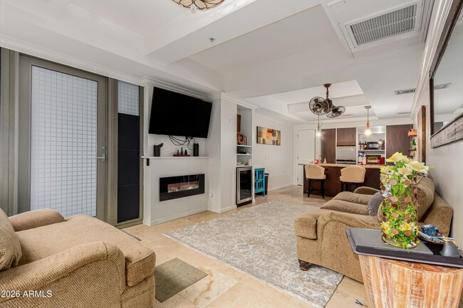 Building Photo - 7137 E Rancho Vista Dr
