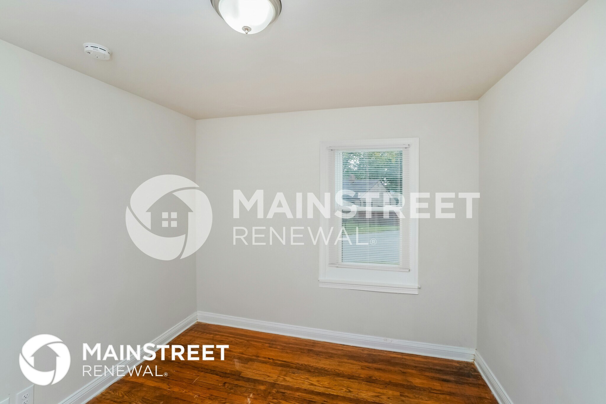 Building Photo - 3901 Jewell Ave