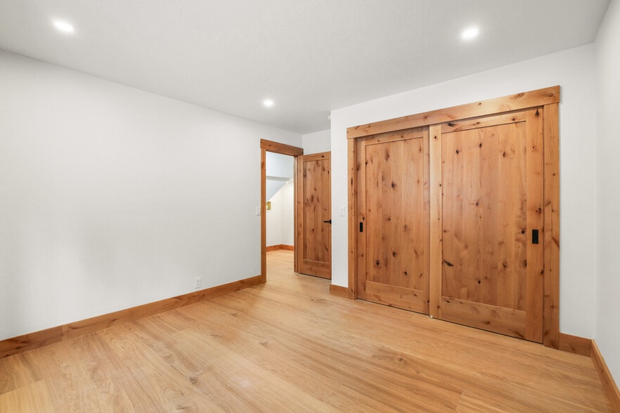 Bedroom 1 - 1029 Tomahawk Trl