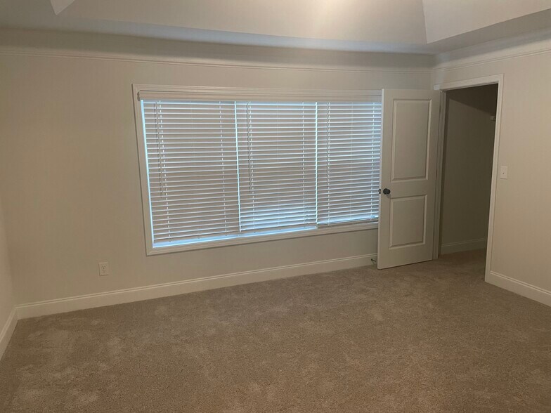 Building Photo - 431 Stovall Pl