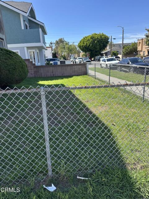 Building Photo - 1650 W 209th St