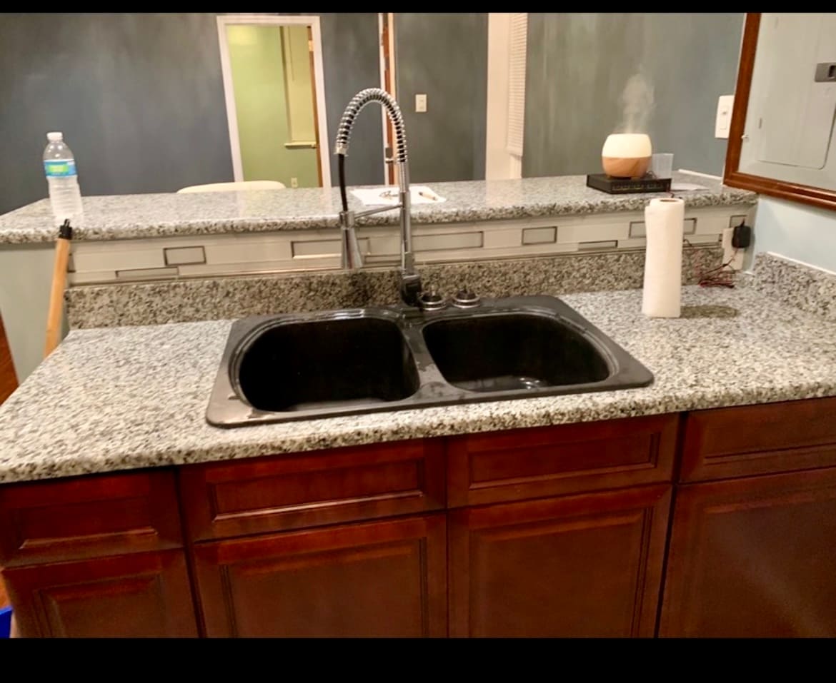 Building Photo - 143 Delphine St