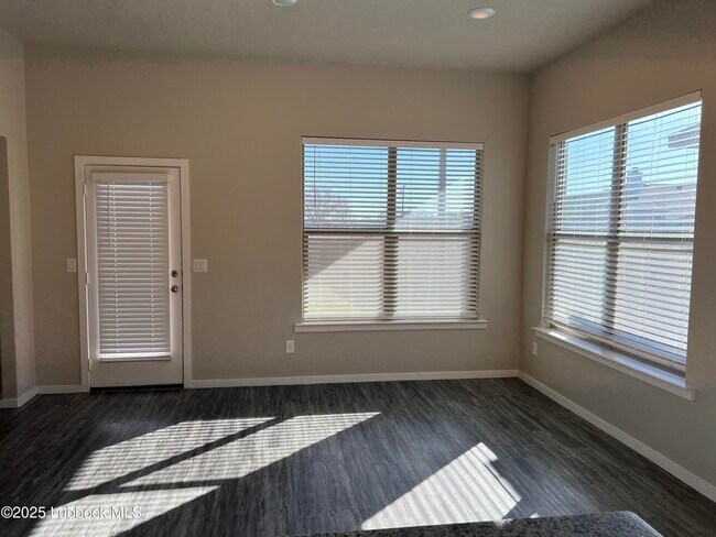 Building Photo - 2137 Kirksey Ave