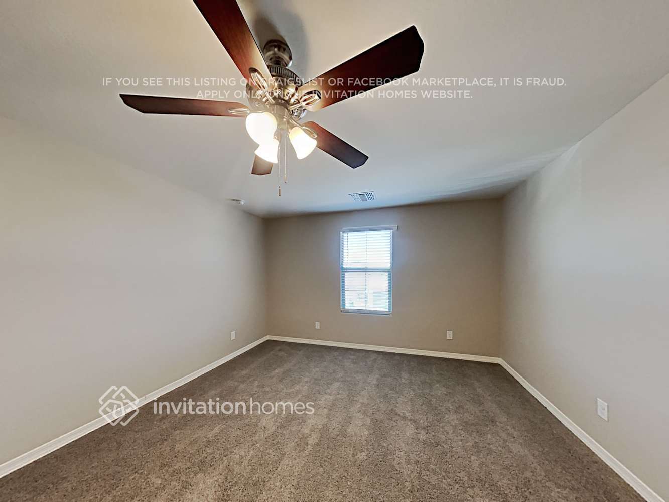 Building Photo - 2109 N 209th Ln