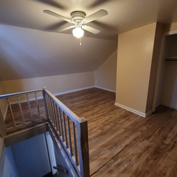 Building Photo - 1324 S Pittsburgh St