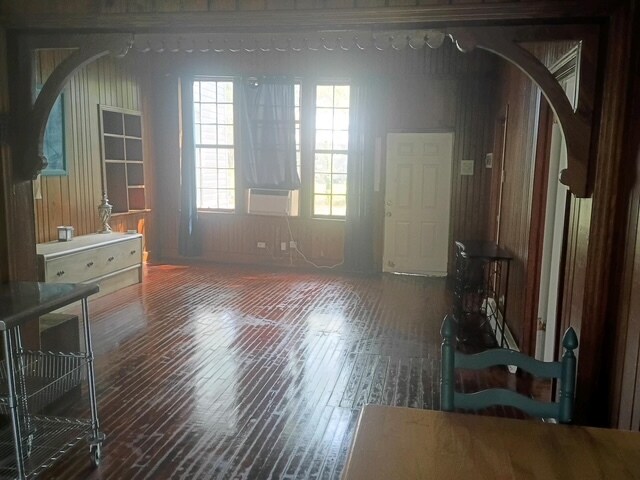 Building Photo - 819 E Lee St