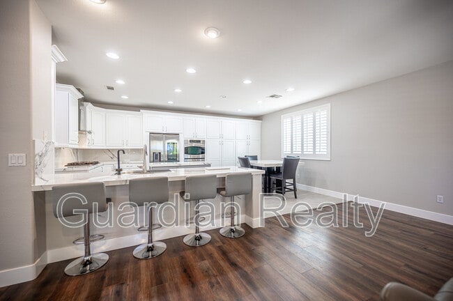 Building Photo - 11112 Pine Greens Ct