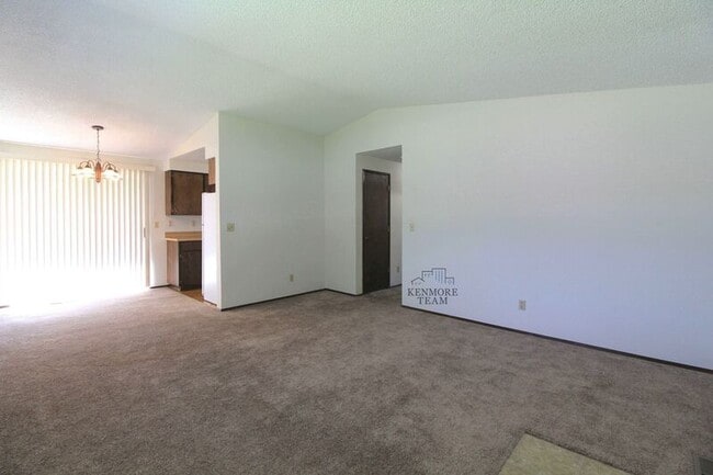 Building Photo - 1604 Swift Blvd