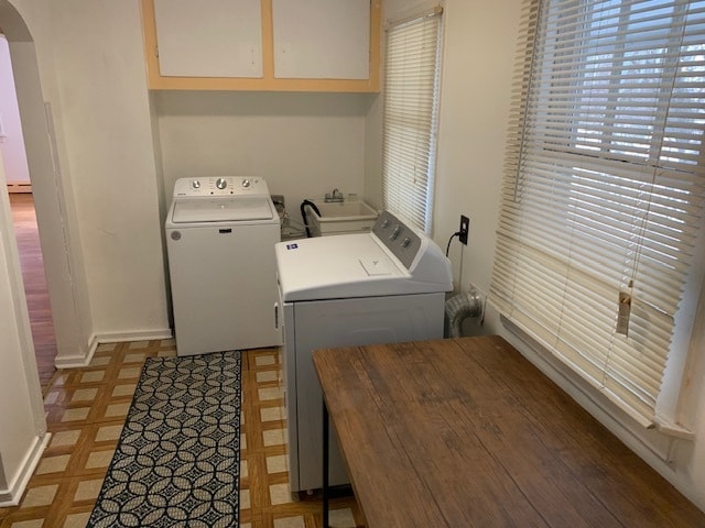 Building Photo - 3008 Lincoln Rd