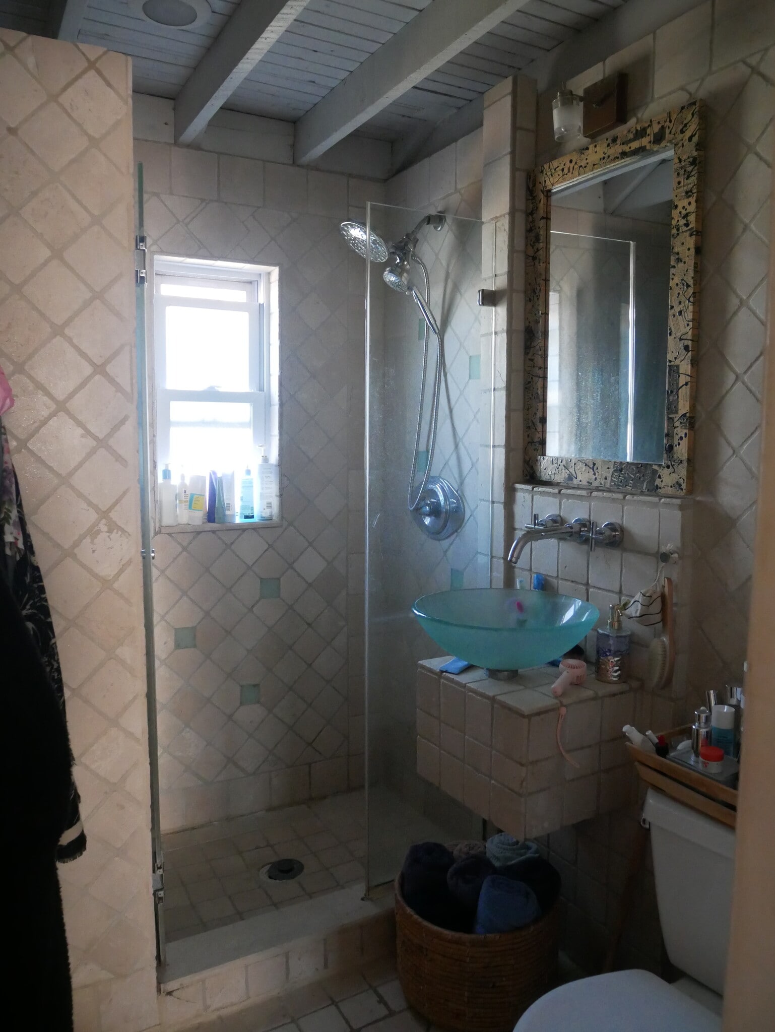 Building Photo - 190 Knickerbocker Rd