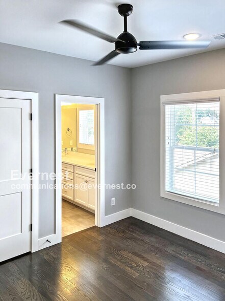 Building Photo - 1705 Cass St