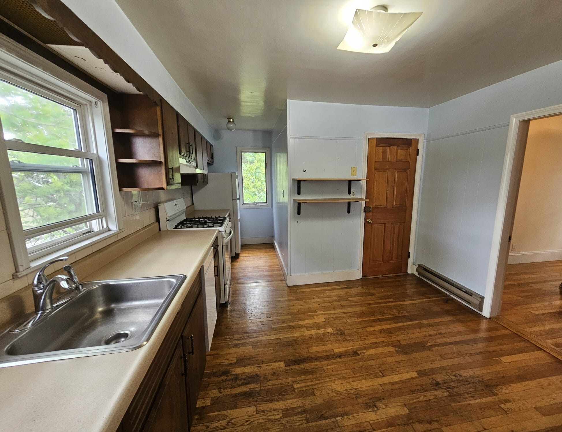 Building Photo - 19 Sartwell Ave