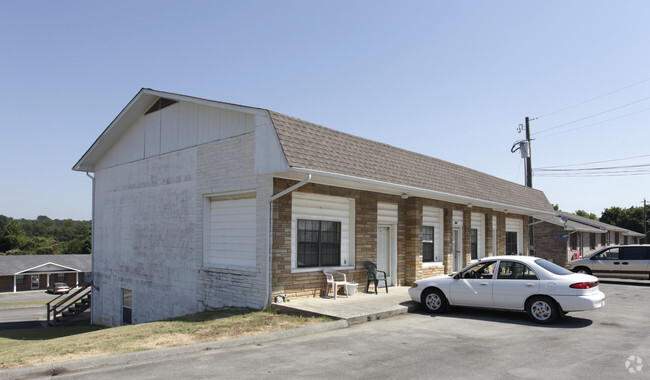 Primary Photo - Southside Apartments