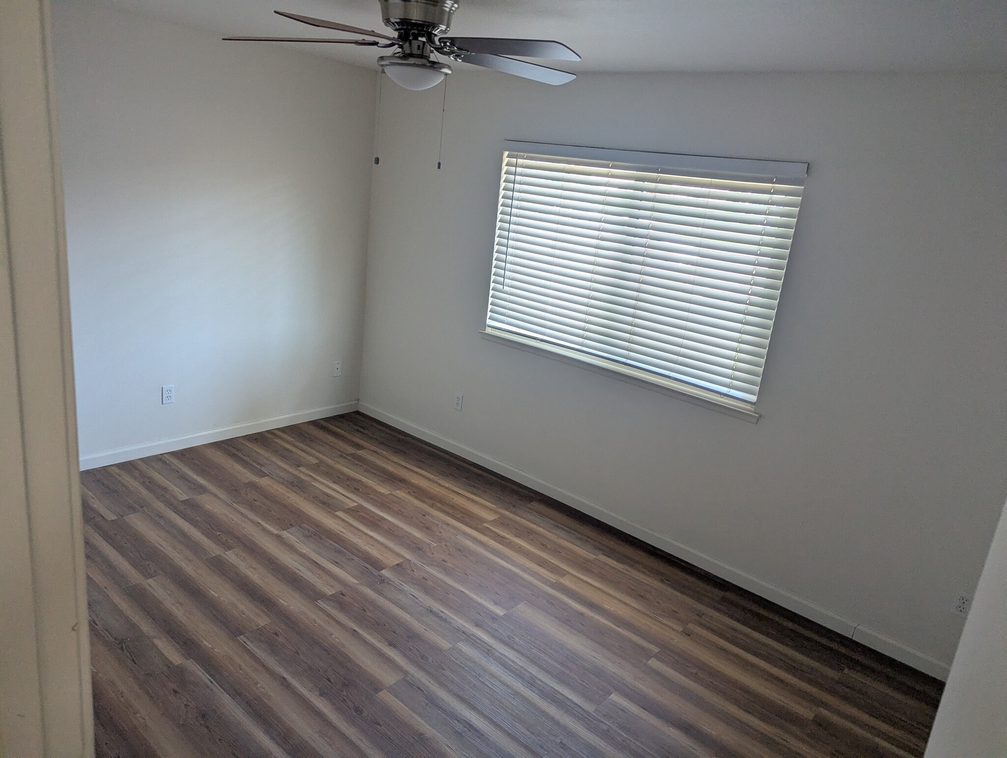 Building Photo - 72676 Willow St