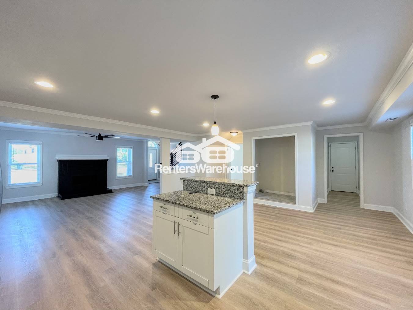 Building Photo - 2423 E Virginia Beach Blvd