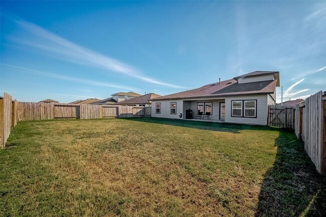 Building Photo - 6911 Amber Clf Ln