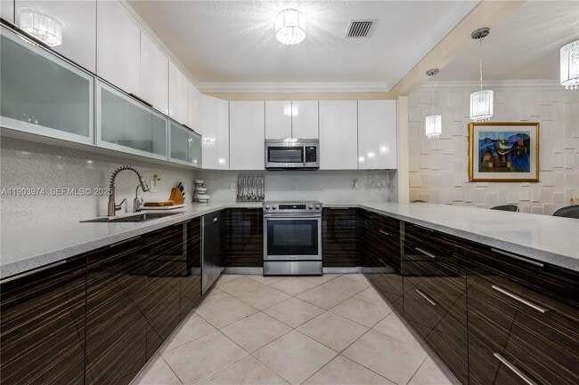 Building Photo - 1275 Yellowheart Way