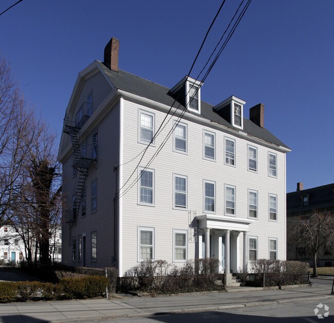 Building Photo - 63-65 Charlesfield St
