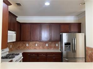 Building Photo - 10861 Alderwood Cove