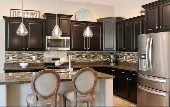 Building Photo - 20892 W Eastview Way