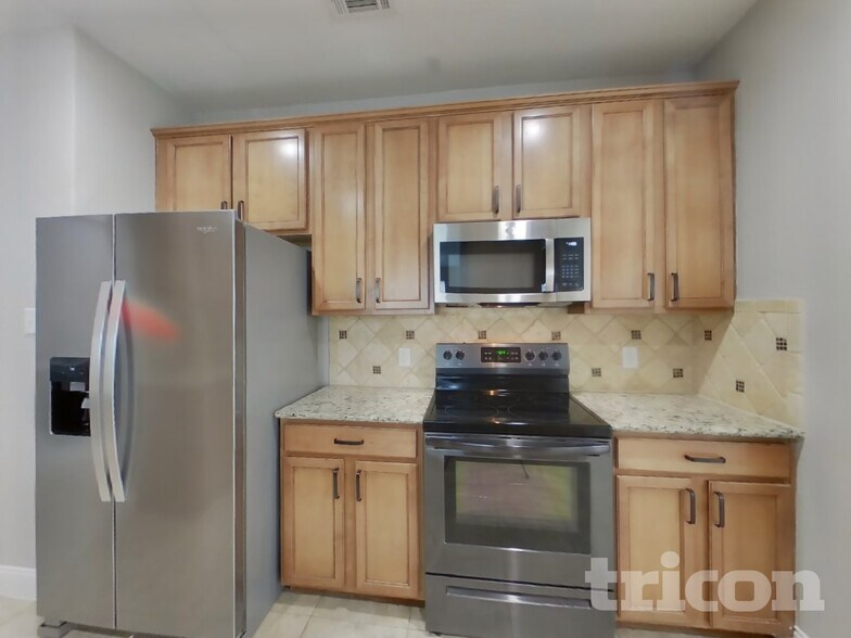 Building Photo - 213 Ridge Bluff