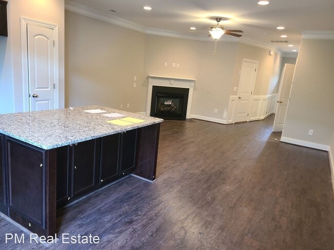 Primary Photo - 3 br, 2.5 bath House - 842 Silver Leaf Drive