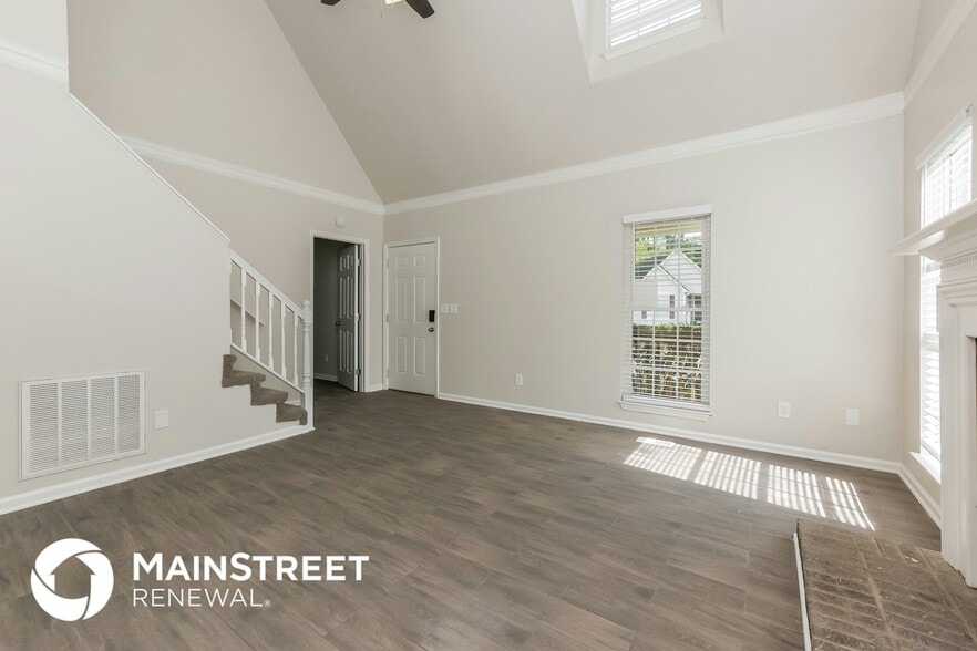 Building Photo - 6728 Crossbrook Ln