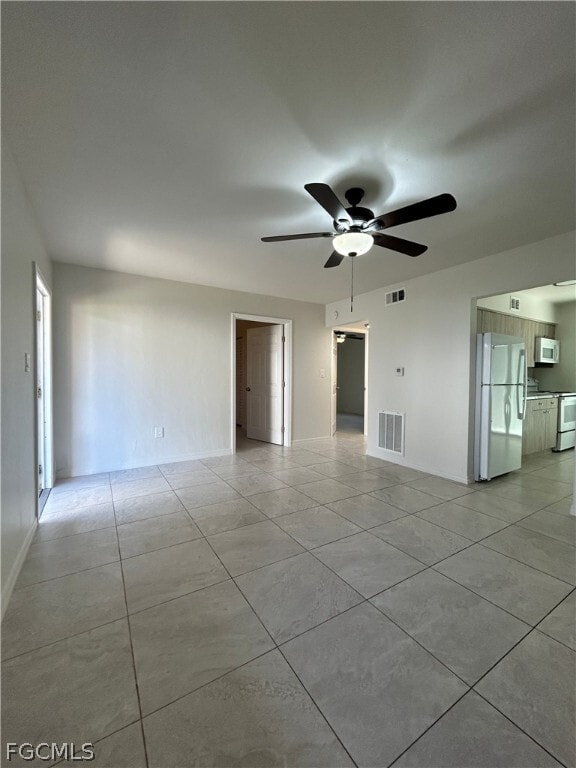 Building Photo - 3754 Lora St