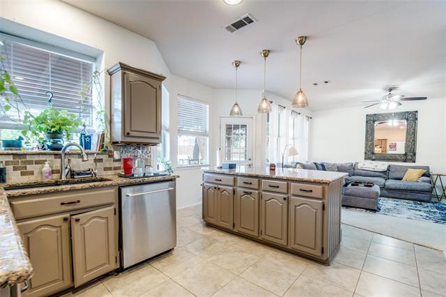 Building Photo - 10490 Ridgecrest St