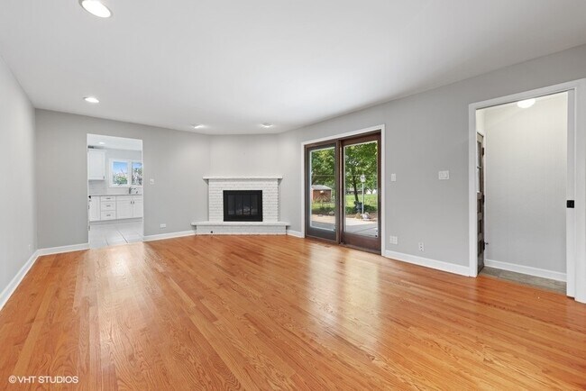 Building Photo - 7532 Sheridan Dr