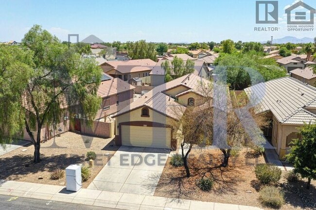 Building Photo - 3Bed/2Bath Home w/2 Car Gar-Maricopa! $199...