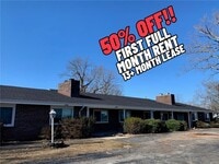 Building Photo - 14897 Dutchmans Dr