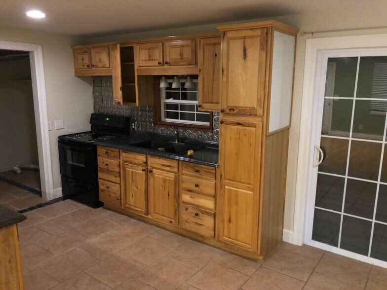 Building Photo - 378 Gunnison