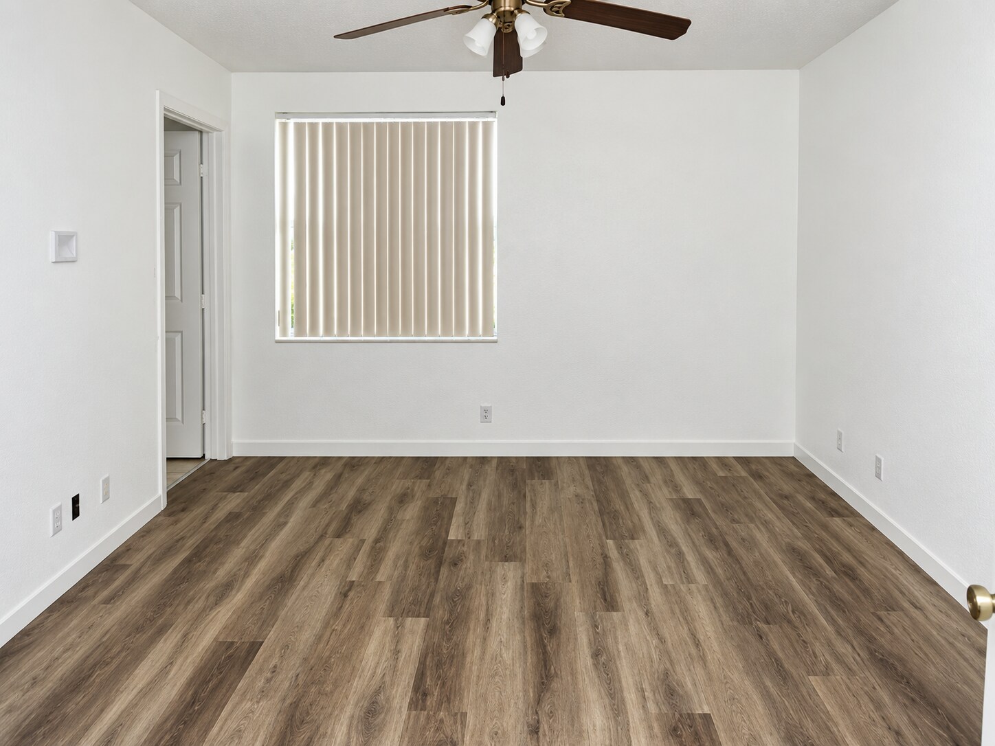 Building Photo - 798 Summit Lake Dr