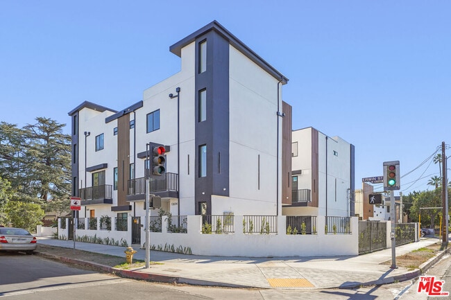 Building Photo - 13692 Erwin St