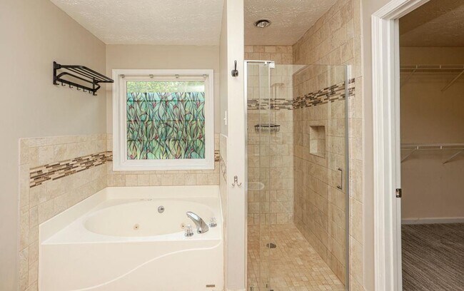 Building Photo - 5377 Fawn Ivey Ln