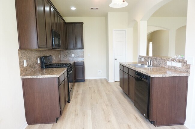 Building Photo - 2622 Whitetip Ct