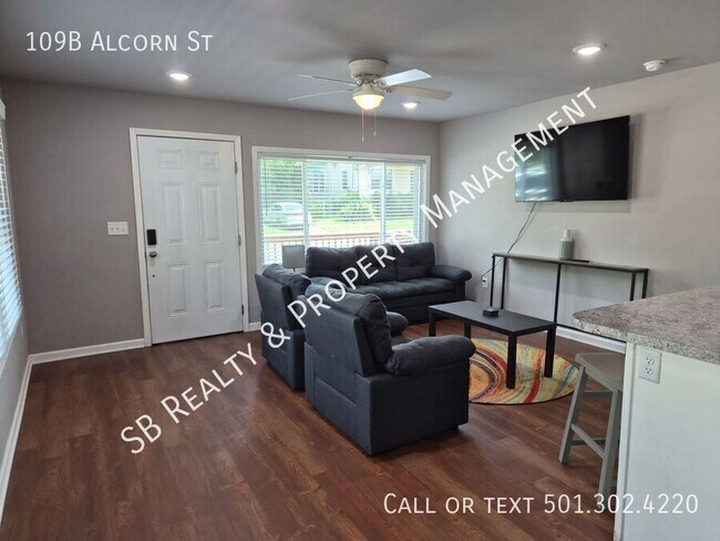 Building Photo - 109 Alcorn St