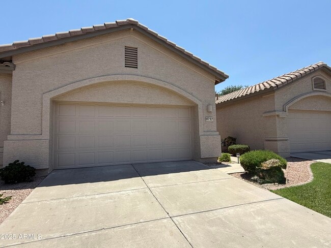 Building Photo - 9757 E Tranquility Way