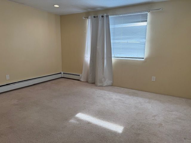 Building Photo - 2 Lancelot Court