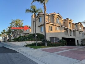 Building Photo - 201 Laurel Ave