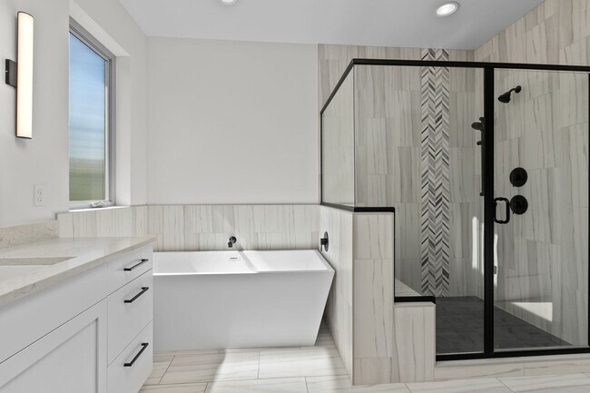 Building Photo - 4bd/2.75ba Seattle Home