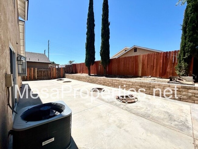 Building Photo - 12346 Mt Baldy Dr