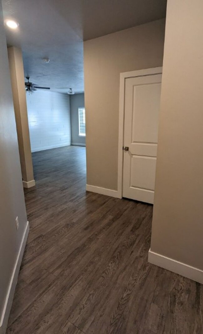 Building Photo - 3051 N 225 E