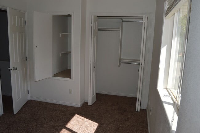 Building Photo - 341 N 500 W