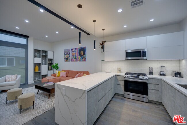 Building Photo - 4422 Riley Dr